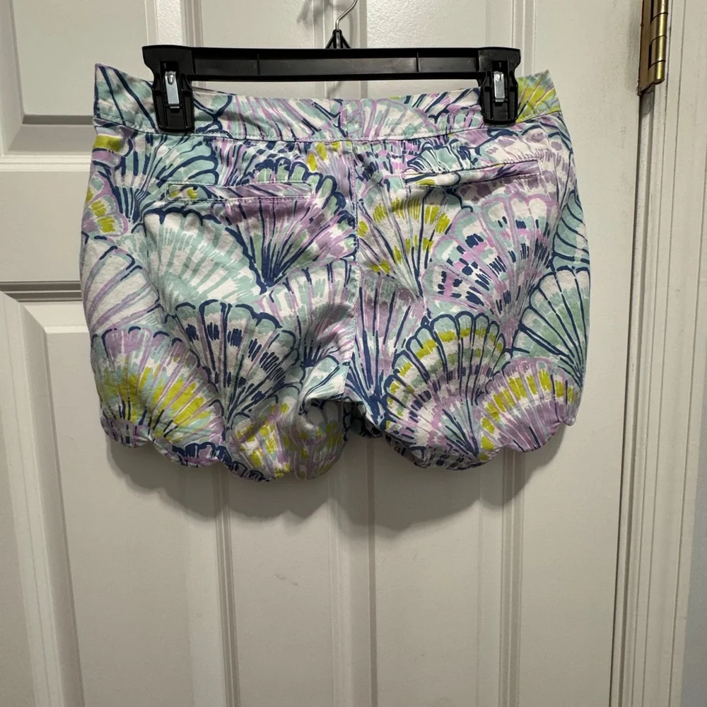 Lilly Pulitzer size 0 white oh Shello scalloped buttercup cotton shorts